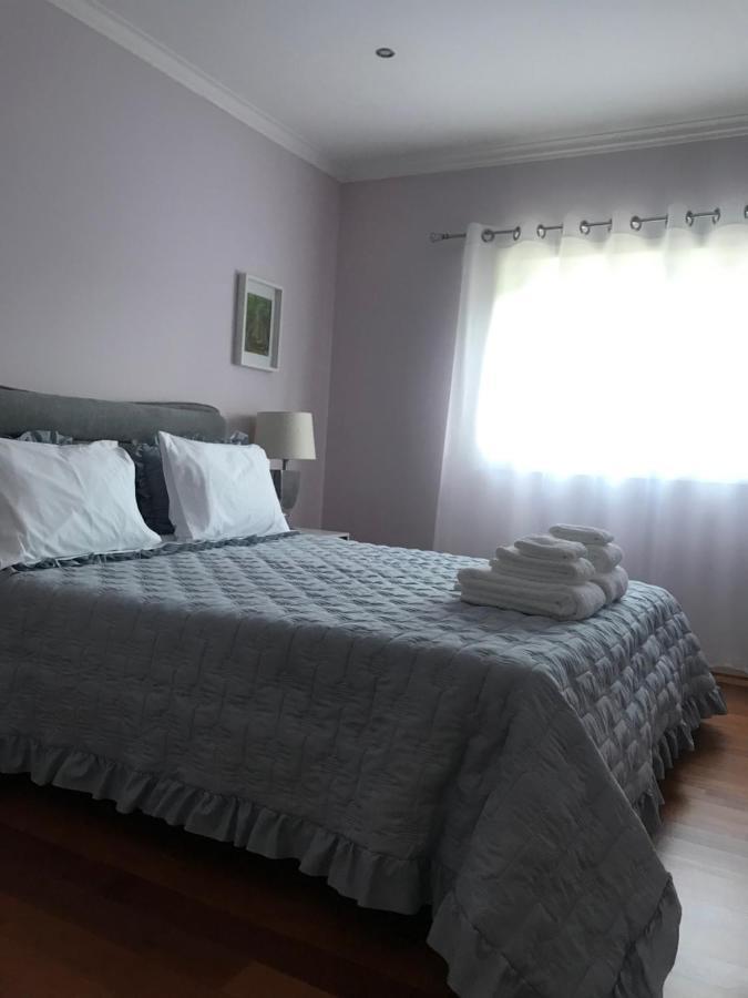 Camelias Bed & Breakfast กิมาไรส์ ภายนอก รูปภาพ